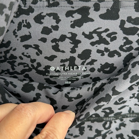 Athleta Charcoal Leopard Print Activewear Set - Picture 3 of 5